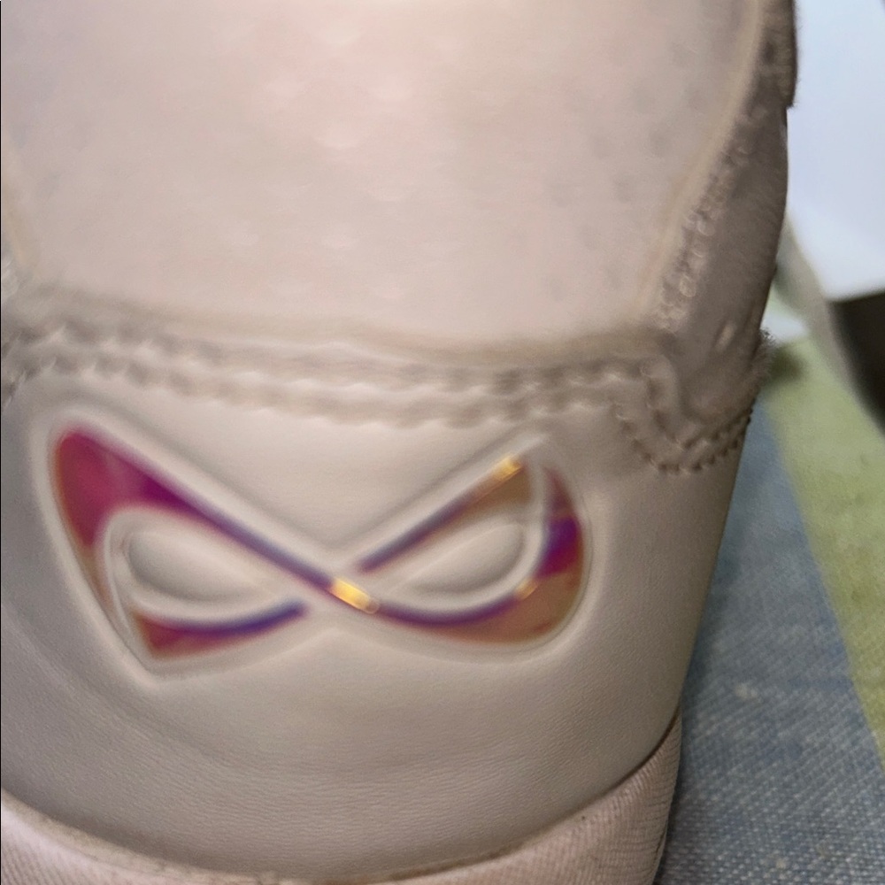 NFINITY White Women's Lace-Up Athletic Sneakers Cheer shoes size 8 - Picture 7 of 10
